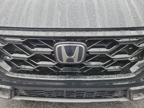 Certified 2025 Honda CR-V Sport-L image 9