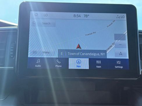 Used 2023 Ford Explorer XLT w/ Equipment Group 202A AWD/4WD image 4