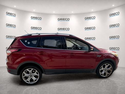 Used 2017 Ford Escape Titanium FWD image 8