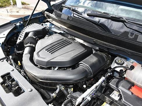 Certified 2024 Chevrolet Traverse RS w/ LPO, Floor Liner Package image 10