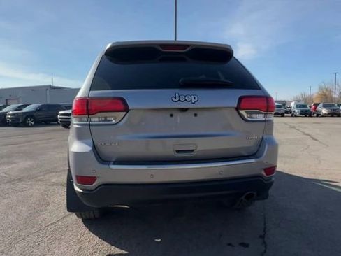 Used 2021 Jeep Grand Cherokee Limited image 7