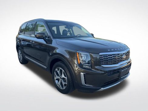 Used 2020 Kia Telluride EX w/ Towing Package AWD/4WD image 3