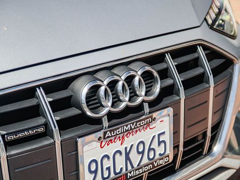 Used 2023 Audi A4 2.0T allroad Premium w/ Convenience Package AWD/4WD image 12