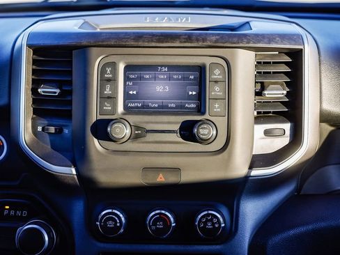 Used 2021 RAM 1500 Big Horn image 15