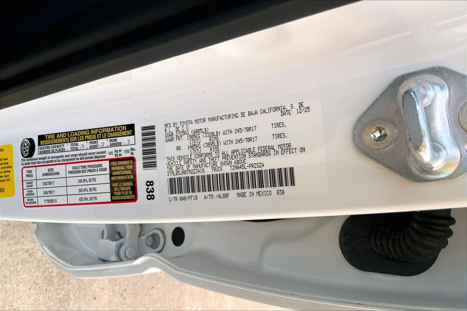 Certified 2026 Toyota Tacoma SR5 AWD/4WD image 34