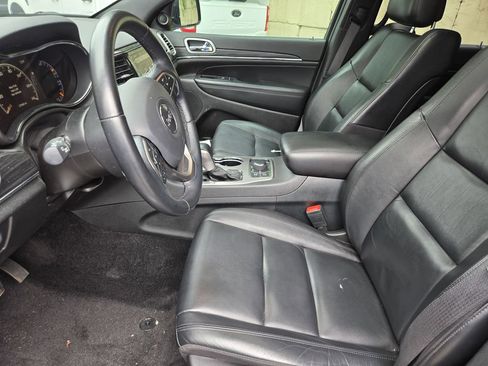 Used 2022 Jeep Grand Cherokee Limited AWD/4WD image 7