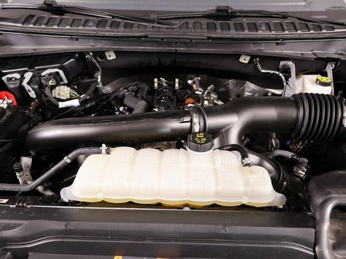 Used 2025 Ford Expedition Active image 23