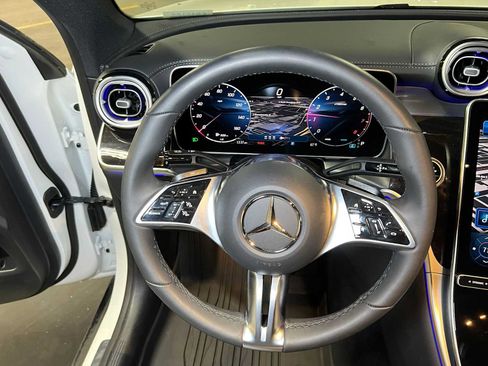 Used 2026 Mercedes-Benz GLC 300 4MATIC image 27
