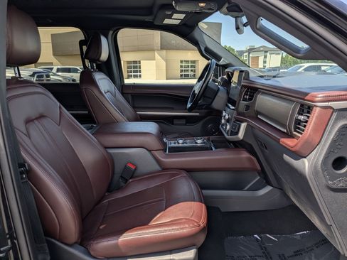 Used 2024 Ford Expedition Max Limited AWD/4WD image 36