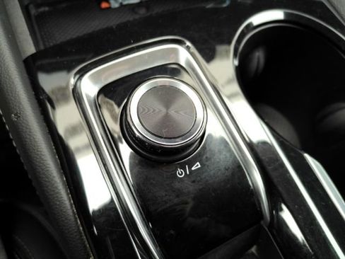Used 2024 Buick Envision Preferred AWD/4WD image 47