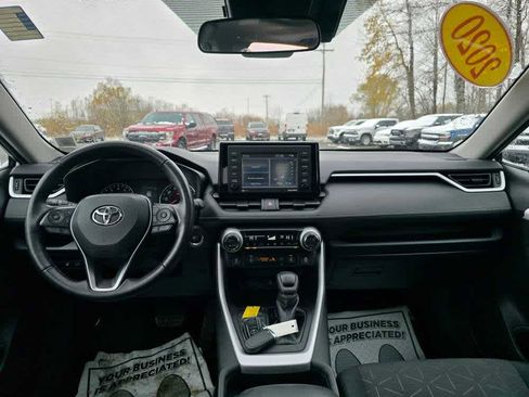 Used 2020 Toyota RAV4 XLE image 14