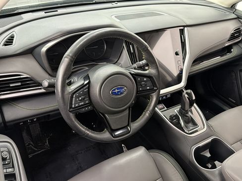 Used 2025 Subaru Outback Onyx Edition AWD/4WD image 4
