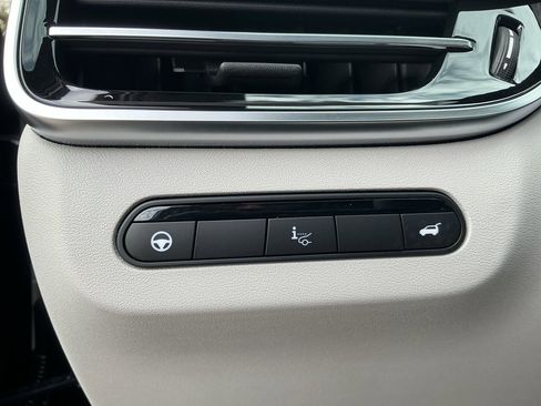 New 2026 INFINITI QX60 Autograph w/ Dark Cargo Package image 18