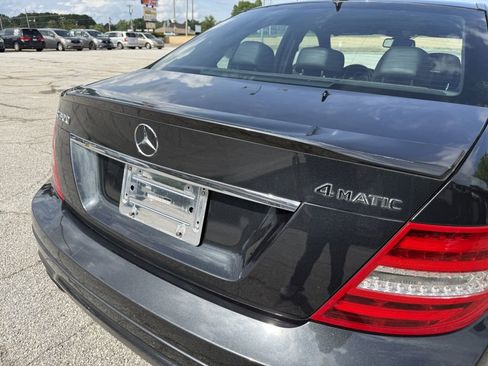 Used 2013 Mercedes-Benz C 300 4MATIC Sedan image 9