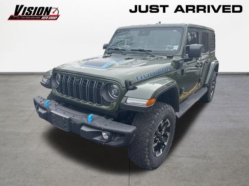 Used 2024 Jeep Wrangler Unlimited Rubicon 4xe AWD/4WD image 12
