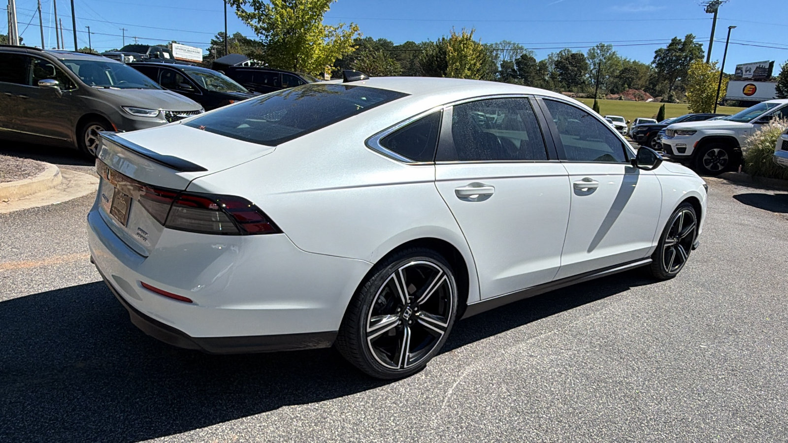 Used 2024 Honda Accord Sport image 8