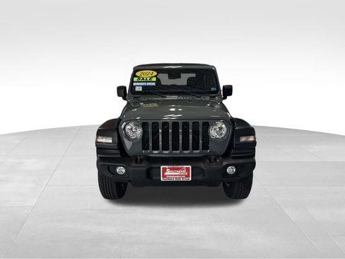Used 2024 Jeep Wrangler Sport AWD/4WD image 9