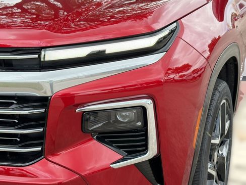 New 2026 Chevrolet Traverse High Country FWD image 11