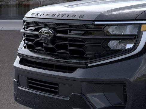 New 2025 Ford Expedition Platinum w/ Stealth Appearance Package image 17