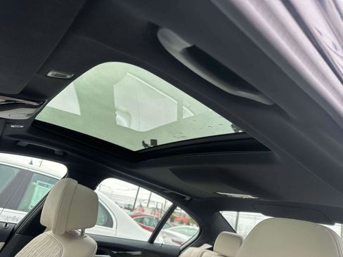 Used 2023 BMW 530i xDrive w/ Premium Package image 20