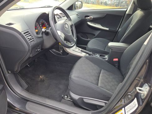 Used 2010 Toyota Corolla S image 19