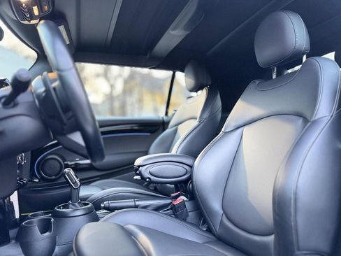 Used 2022 MINI Cooper S image 17