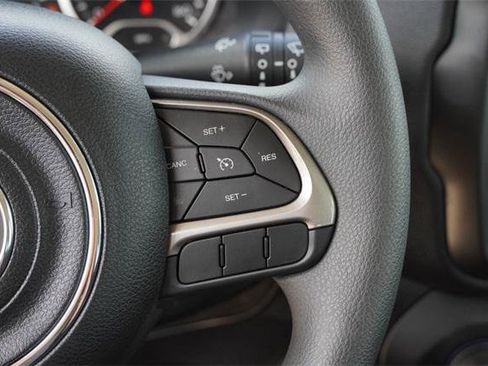 Certified 2022 Jeep Renegade Sport image 27