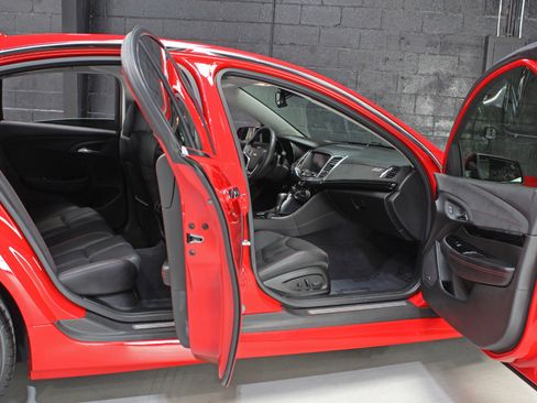 Used 2014 Chevrolet SS image 34