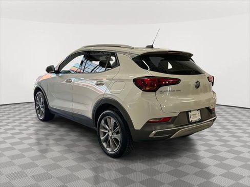 Used 2023 Buick Encore GX Essence w/ Experience Buick Package image 5
