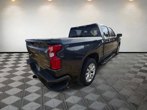 Used 2020 Chevrolet Silverado 1500 Custom w/ Custom Value Package RWD image 4