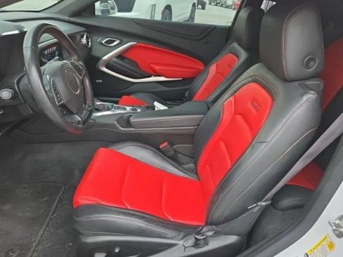 Used 2017 Chevrolet Camaro SS w/ LPO, Ground Effects Package image 11