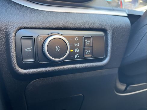 Used 2023 Ford Explorer XLT w/ Equipment Group 202A image 14