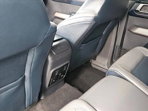 Used 2023 Ford Bronco Outer Banks image 18