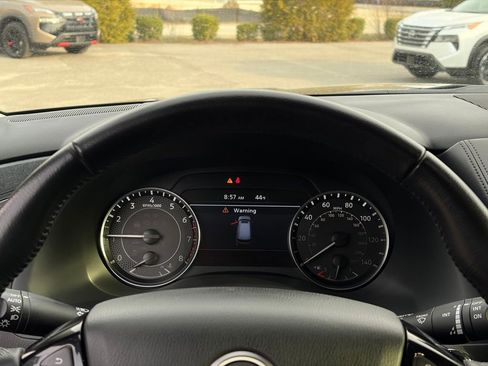 Used 2023 Nissan Armada S RWD image 18