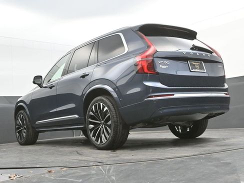 New 2026 Volvo XC90 B5 Ultra image 26