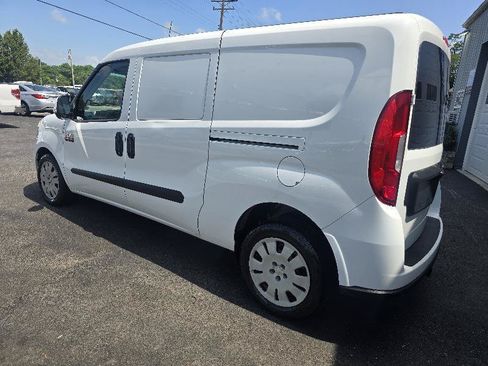 Used 2017 RAM ProMaster City Tradesman SLT w/ Rear Back-up Camera Group FWD image 3