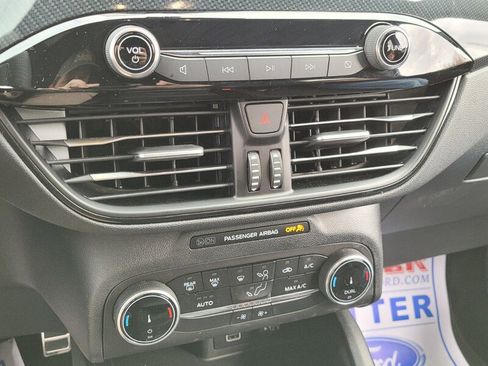 Used 2024 Ford Escape ST-Line w/ Equipment Group 301A image 22