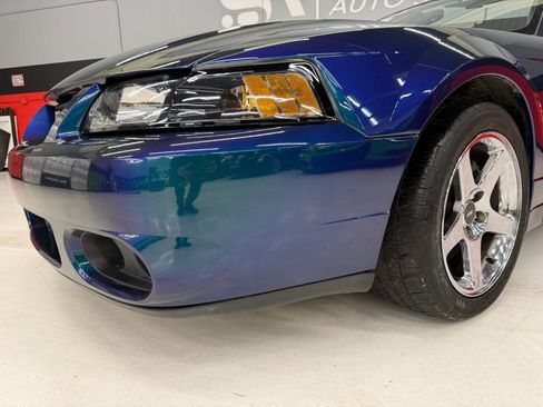 Used 2004 Ford Mustang Cobra image 4