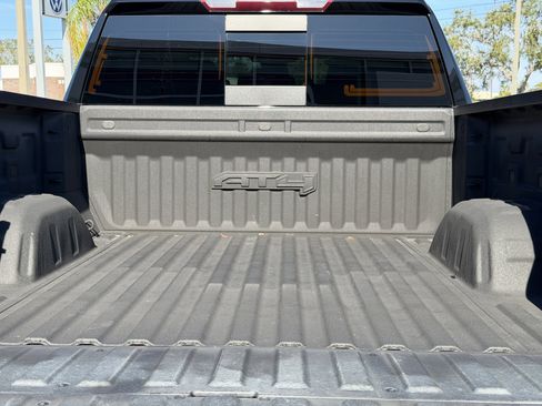 Used 2022 GMC Sierra 1500 AT4 w/ AT4 Preferred Package image 13