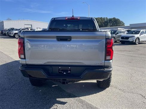 Used 2026 Chevrolet Colorado ZR2 w/ Technology Package image 5
