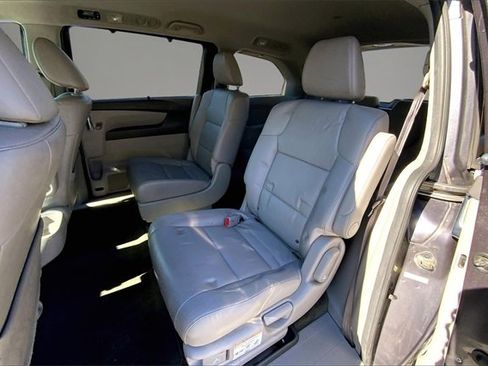 Used 2015 Honda Odyssey EX-L image 19