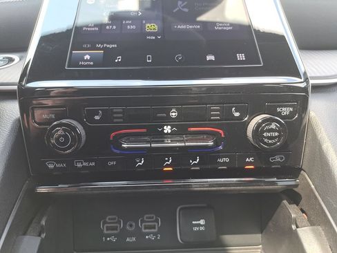 Certified 2023 Jeep Grand Cherokee Altitude AWD/4WD image 21