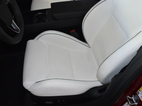 Used 2024 Tesla Model 3 Performance AWD/4WD image 12