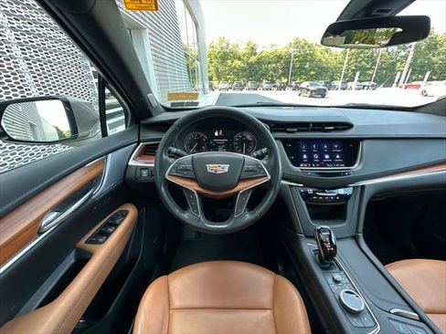Used 2023 Cadillac XT5 Premium Luxury AWD/4WD image 15