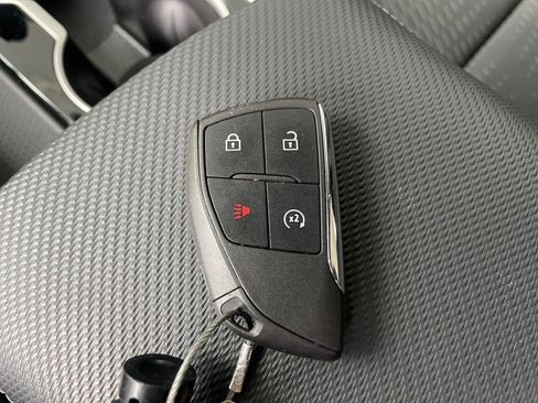 Used 2025 Chevrolet Equinox LT image 22