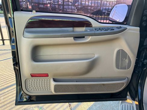 Used 2003 Ford Excursion Eddie Bauer image 12