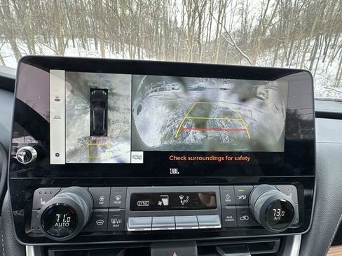 Used 2024 Toyota Grand Highlander Limited image 26