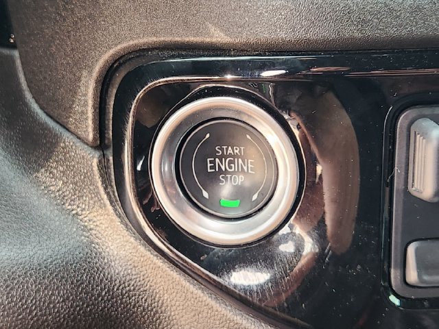 Used 2025 Chevrolet Silverado 3500 High Country w/ Technology Package AWD/4WD image 20