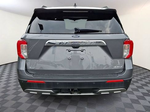 Certified 2023 Ford Explorer XLT w/ Equipment Group 202A AWD/4WD image 5