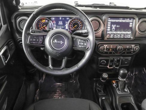 Used 2022 Jeep Wrangler Unlimited Sport image 42